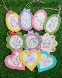 Stitchery Doo Dah!! gift tag decoration kit with pattern & embellishments Now acrylic templates available